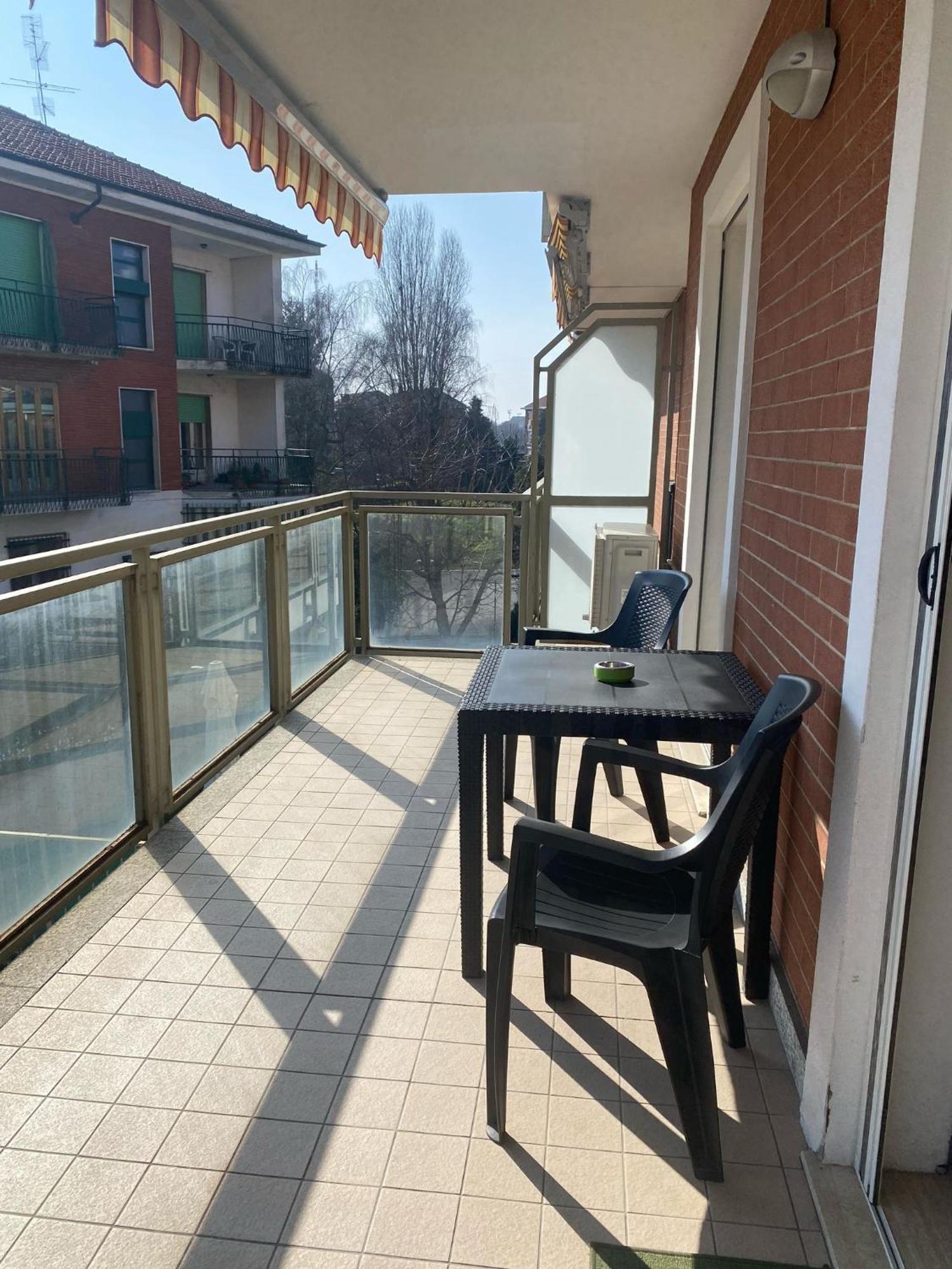 Relax Preserasca-Modern Apartment-Borgo Mercato-Moncalieri Exterior photo